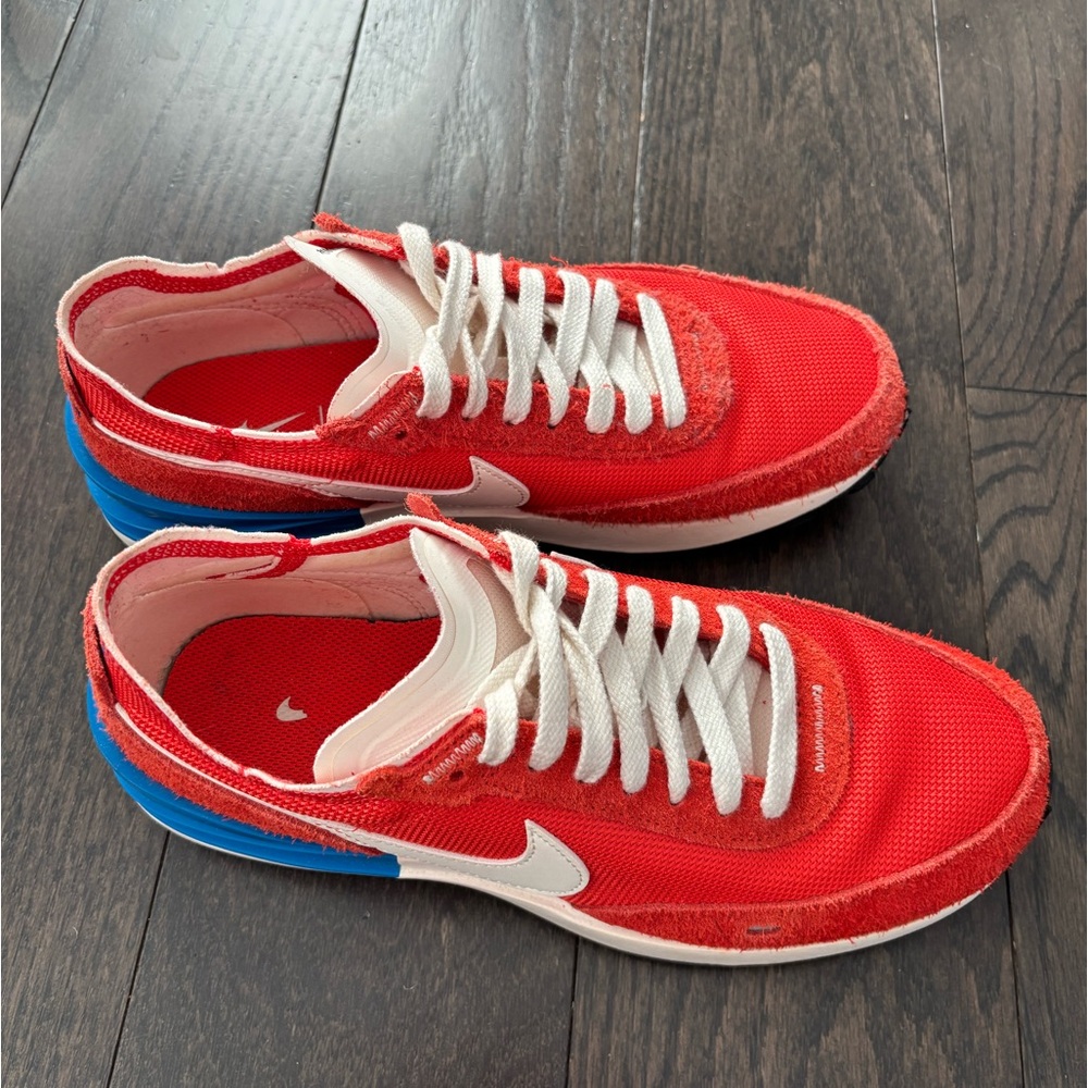 Nike NSW waffle 1 orange and blue women’s size 8